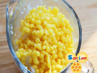 Sáp ong nguyên chất làm son sáp ong
